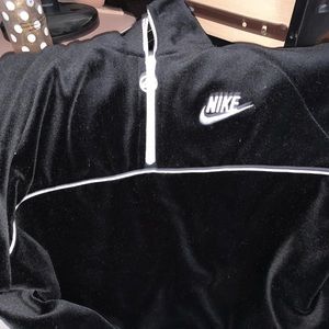 Vintage cropped velvet Nike sweatshirt